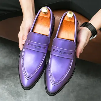 A moda Glitter Roxo Homens Sapatos de Couro Apontado Slip-on Homens Sapatos de Casamento Elegante e Confortável antiderrapante Formal Sapatas dos Homens